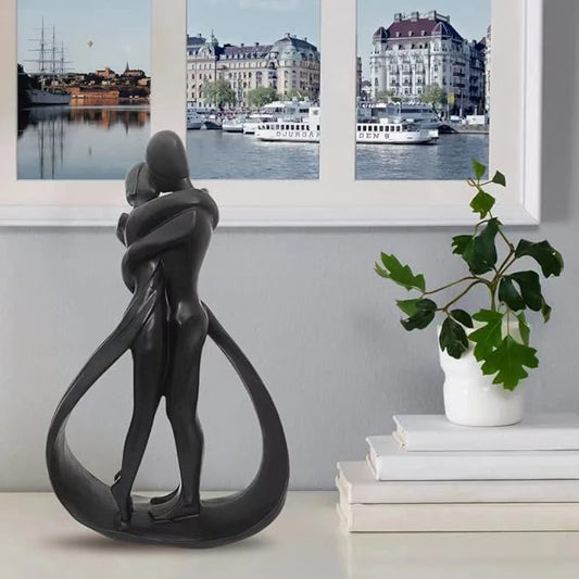 Resin Couple Modern Sculptures Home Decor Romantic Gift for Weddings Valentine's Day and Anniversaries Decoration Figurine for Girlfriend, Bridal Shower, Engagement (Black)
