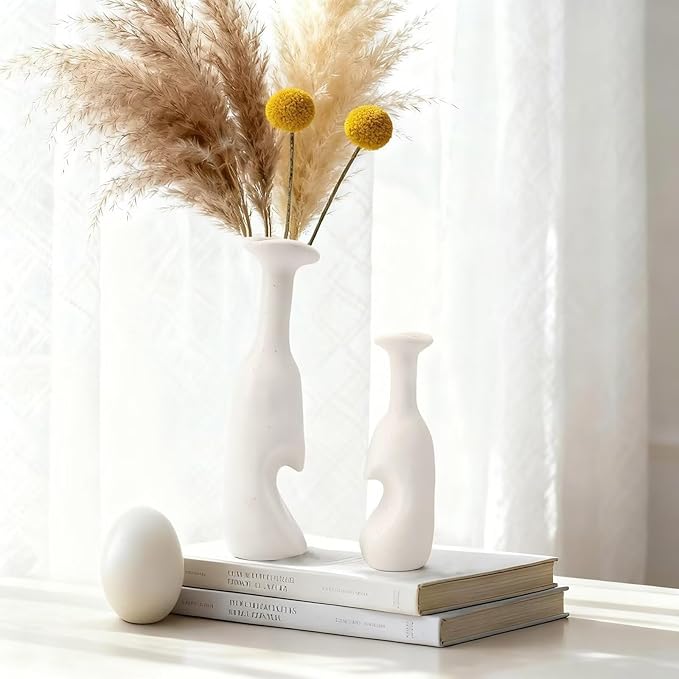 Heart Shaped Small Ceramic Vases Set of 2 Home Decor Boho Vase Modern Matte Flower Vase Minimalist Decorative Vase for Wedding Gift Dining Coffee Table Book Shelf Office Décor