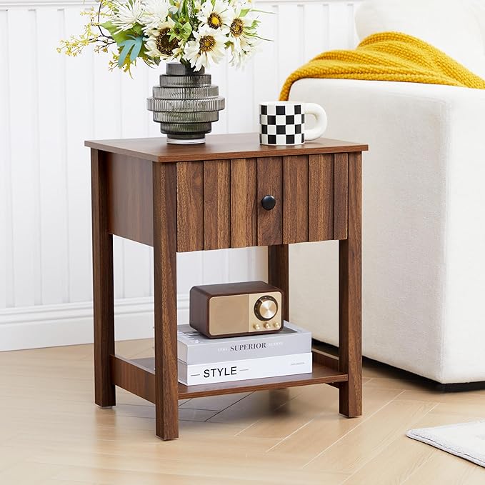 Wood Nightstand Set of 2, 21.65" H Bedside Table with Wide Fluted Finish, Modern Night Stands with Drawer, Mid Century End Table for Bedroom (Walnut-2 Packs)