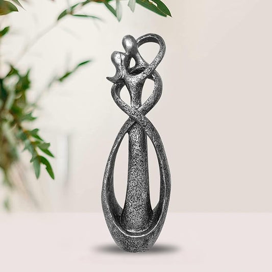 Resin Couple Home Decor Romantic Gift for Weddings Valentine's Day and Anniversaries Decoration Figurine for Girlfriend, Bridal Shower, Engagement (Little Retro)