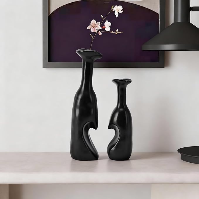 Heart Shaped Small Ceramic Vases Set of 2 Home Decor Boho Vase Modern Matte Flower Vase Minimalist Decorative Vase for Wedding Gift Dining Coffee Table Book Shelf Office Décor
