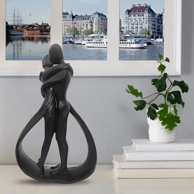 Resin Couple Modern Sculptures Home Decor Romantic Gift for Weddings Valentine's Day and Anniversaries Decoration Figurine for Girlfriend, Bridal Shower, Engagement (Black)