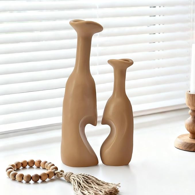Heart Shaped Small Ceramic Vases Set of 2 Home Decor Boho Vase Modern Matte Flower Vase Minimalist Decorative Vase for Wedding Gift Dining Coffee Table Book Shelf Office Décor