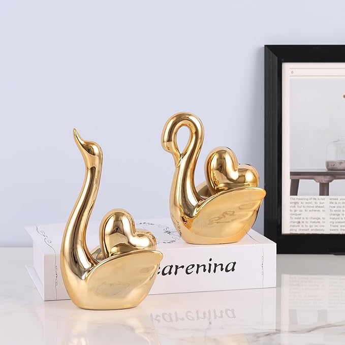 Loving Swan Figurine with Gold Heart Statue, Ceramic Animal Regalos Para Parejas, Cute Figurines Pottery Gifts for Anniversary, Couple Swan Sculpture for Women Dresser Knick Knacks Shelves Show Pieces