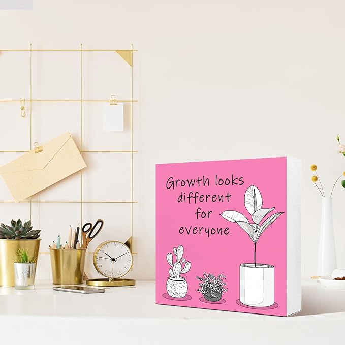 LVQHI Inspirational Wood Block Sign,Growth Looks Different for Everyone Plant Motivational Wooden Block Sign for Home Bedroom Office Desk Table Decor,Inspirational Cheer Up Gift for Coworker Red
