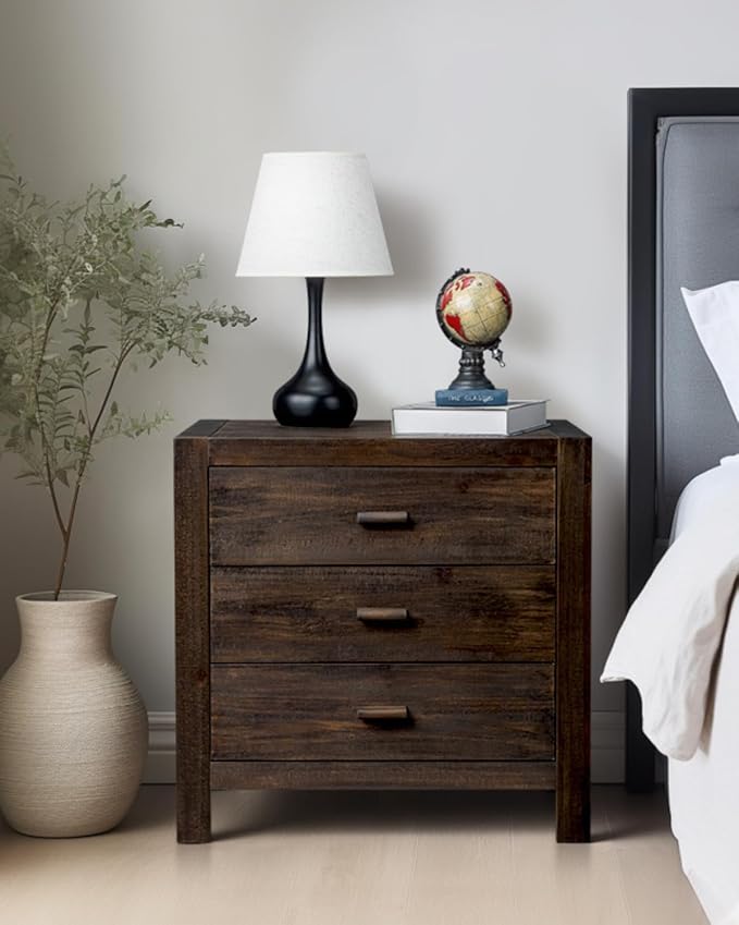 Karl home Nightstand with Charging Station, Farmhouse Nightstand for Bedroom, Pine Wood Night Stand with 3 Drawers, End Table Bedside Table with 2 USB Parts, Living Room, Entry Way, Brown