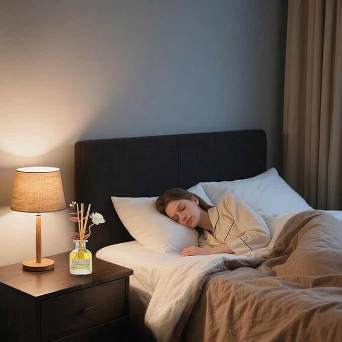 Gardenia Reed Diffuser 130ML - Floral Scented Oil for Home, Luxury Long-Lasting Fragrance in Decorative Glass Bottle with Aroma Diffuser Stick, Ideal for Living Room, Bedroom, Bathroom