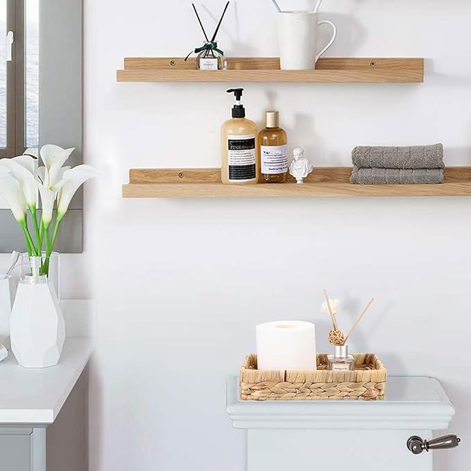 Hipiwe Small Keys Basket for Entryway Table Decorative Wicker Basket Tray Woven Organizer Baskets Water Hyacinth Snacks Fruit Serving Trays for Keys Wallet Cell Phone Candy Organizing, 9.8"x6.3"