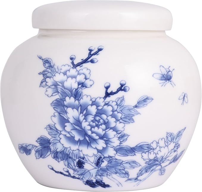 XINGYAN Chinese Traditional Blue and White Porcelain Ceramic Small Ginger Jar with Lid,for Tea Storage,Home Decorative,Home Decor Jar,Bud vase (Model-7)