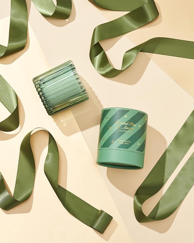 M&SENSE Holiday Pine Scented Soy Candles, Christmas Tree Jar Candle, Winter Candle Gifts for Home Decor, Up to 60 Hours Burning, Natural Soy Wax Relaxing Aromatherapy Candle