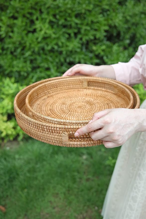 HITOMEN 14.2" Hand-Woven Round Rattan Serving Tray Decorative Ottoman Wicker Platter with Handles for Coffee Table, Breakfast, Drinks, Snack, Bread, Fruit, Vegetables (Natural-L)
