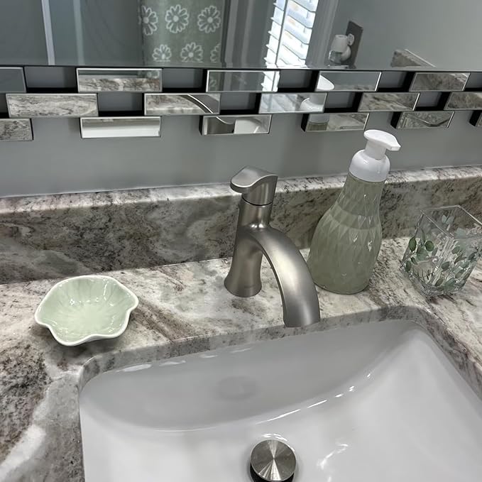 2Pcs Ceramic Jewelry Dish - Lotus Leaf Shape, for Ring Holder Necklace Small Key, Suitable for Mother Friend Sister, Gifts for Women, Cute Plate Trinket Tray, Home Decor (Green-2PCS)