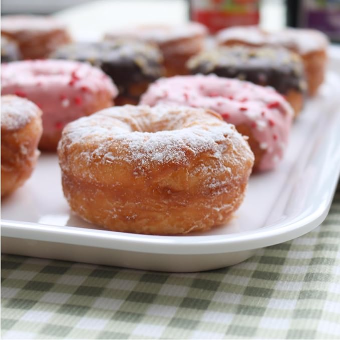 17 x 12 inches Melamine Serving Tray, Dinner Plate Tray, Serving Platter for Appetizers, Breakfast, Drinks, Barbecues and Parties, White