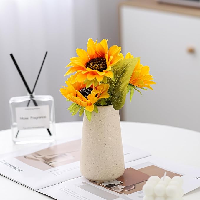 Beige Vase - Beige Ceramic Vase, 6“ Neutral vase Home Decor, Boho Off White Cream Vases for Flower, Minimalist Modern Ivory vases for Centerpieces, Room Decor, Living Room, Bedroom or Gift