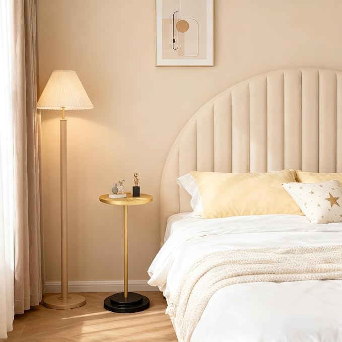 Drink Table, Carved Table Top Martini Table, Small Side Table, Weighted Base Pedestal Table for Living Room, Bedroom, Bathroom, Gold and Black