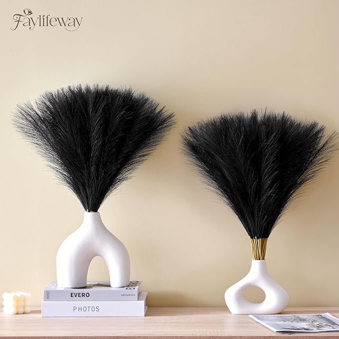 𝟱𝟬𝙥𝙘𝙨 Pampas Grass 𝟭𝟳in, Black Artificial Pampas Grass Faux Plants Floral Fluffy Feathers Vase Filler for Boho Home Wedding Party Decoration (𝗕𝗹𝗮𝗰𝗸)