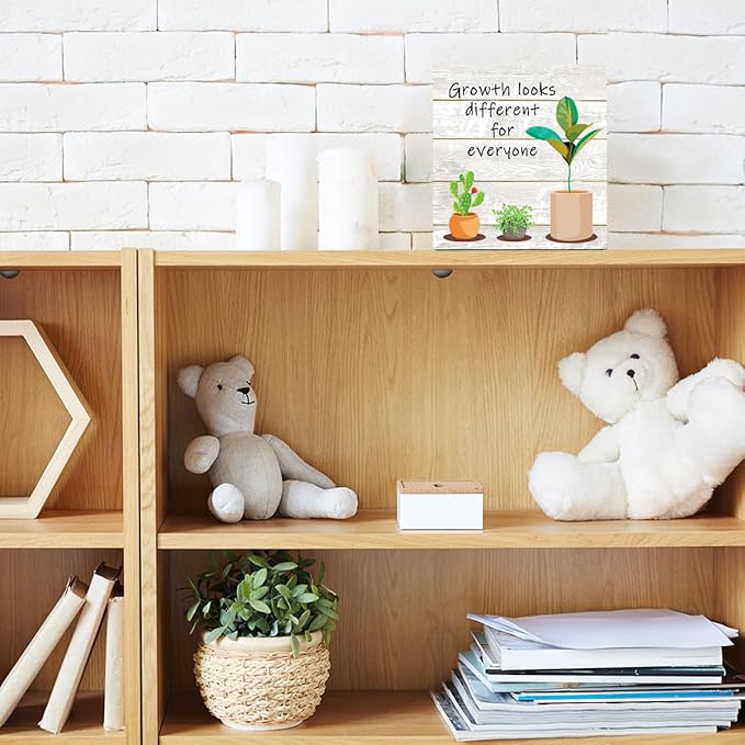 LVQHI Inspirational Wood Block Sign,Growth Looks Different for Everyone Plant Motivational Wooden Block Sign for Home Bedroom Office Desk Table Decor,Inspirational Cheer Up Gift Grain-Grey