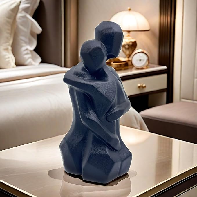 9.7 Inch Couple Sweethearts Lover Hug Ceramic Statue Figurine Sculpture Collectible Gifts for Office Home Decor Desk Accessories Decoration Figurines Black