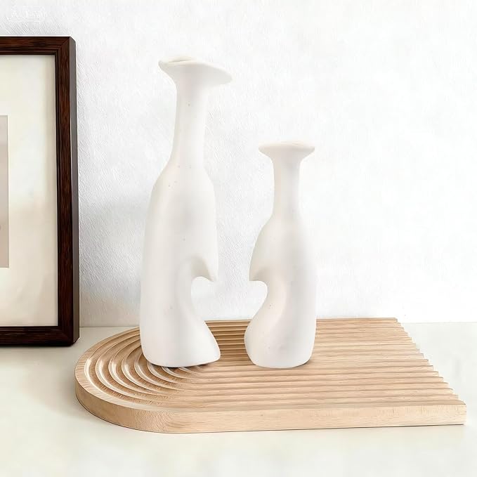 Heart Shaped Small Ceramic Vases Set of 2 Home Decor Boho Vase Modern Matte Flower Vase Minimalist Decorative Vase for Wedding Gift Dining Coffee Table Book Shelf Office Décor