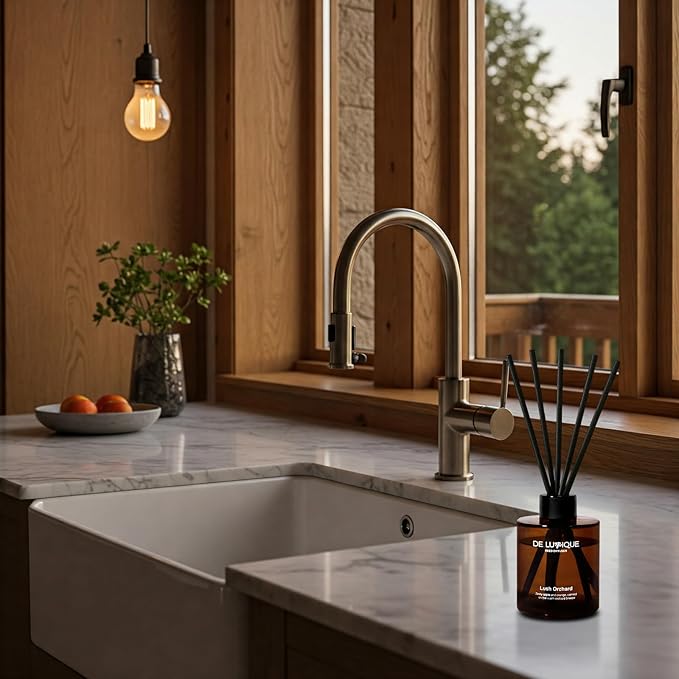 Lush Orchard Reed Diffuser, Aromatherapy Diffuser with Essential Oils – Long-Lasting, Fruity Floral Scent for Relaxation – Reed Diffusers for Home Decor – 150ml