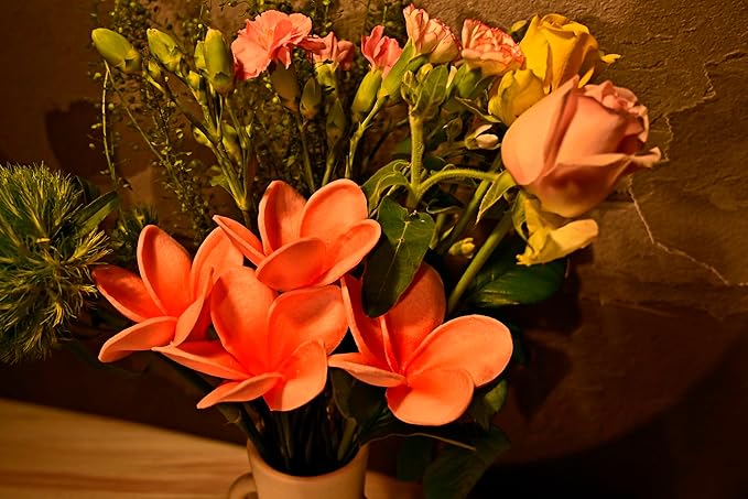 10pcs Gradient Grapefruit Pink Flowers PU Real Touch Flowers Hawaiian Plumeria Tropical Artificial Flowers for DIY Floral Gifts Wedding Home Office Table Decor Farmhouse Table Centerpiece Decorations