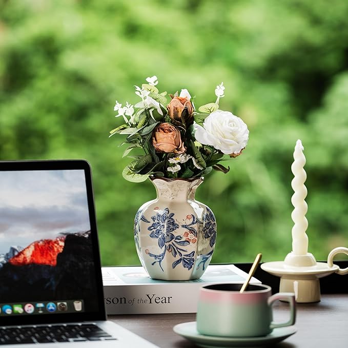Blue and White Vase, Vintage Blue Ceramic Flower Vessel,Ceramic vases for Home Decor,Vintage Green and Beige for Console Table Mantle Chinoiserie Decor (Blue and White-02, Small)