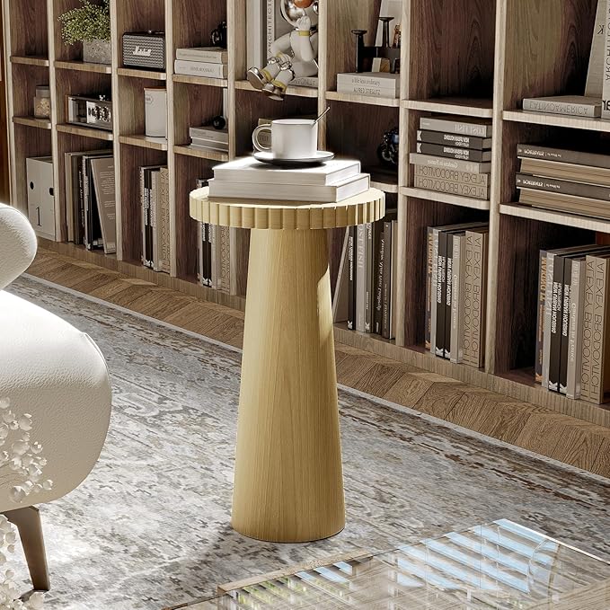 Small Side Table, Wood End Table with Fluted Pedestal Base, Round Drink Table for Small Spaces, Modern Accent Table for Living Room, Bedroom or Sofa Side (1, Oak)