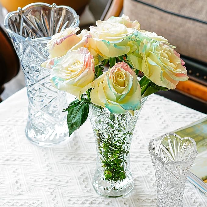 kanpura 11.2'' Tall Glass Flower Vase Sunflower Shape Design,Thickened Clear Crystal Glass Vase Gift for Flower Lovers(1 Piece)