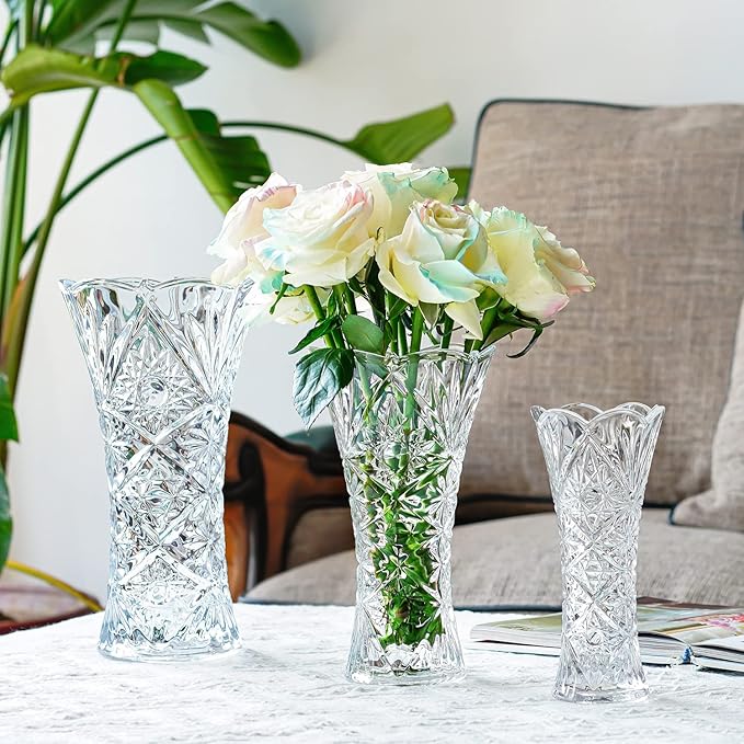 kanpura 11.2'' Tall Glass Flower Vase Sunflower Shape Design,Thickened Clear Crystal Glass Vase Gift for Flower Lovers(1 Piece)