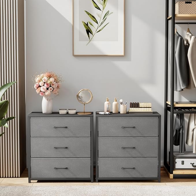 Nightstand with 3 Drawers for Bedroom, Storage Dresser with Fabric Drawers and Metal Frame for Closet, Living Room, Bedside Table with Wood Top, Easy Pull Handle, Gray