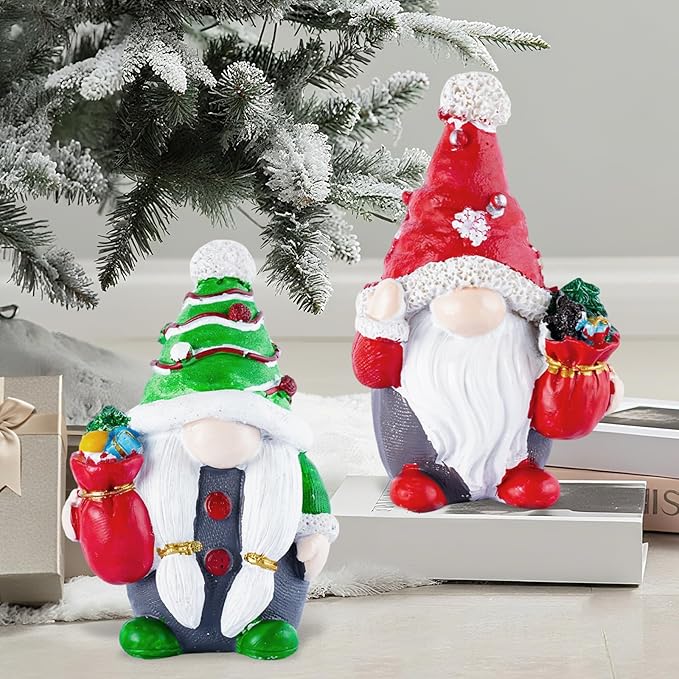 Christmas Resin Gnome Statues, Suitable for Indoor & Outdoor Holiday Decor, Winter Christmas Table Decoration, Ideal for Mom, Dad, Friends