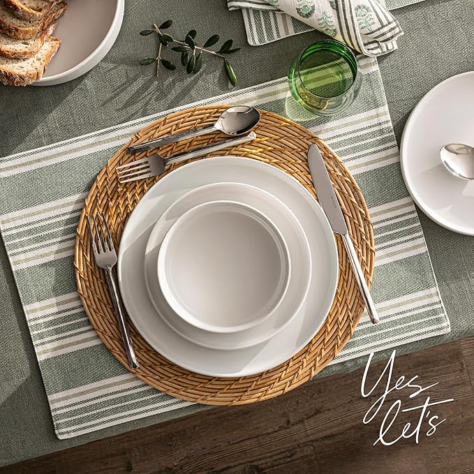 Over&Back Set of 4 Woven Placemats - Colorful Dining Table Mat - 100% Cotton - Machine Washable - Kitchen and Home Decor - Green - 14" L X 20" W