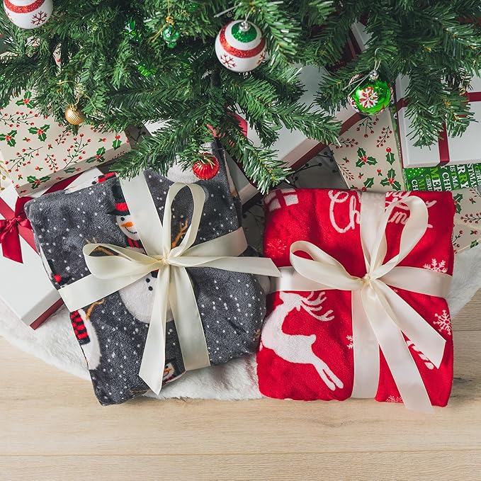 PAVILIA Premium Christmas Sherpa Throw Blanket | Christmas Decoration Gift, Fleece, Plush, Warm, Cozy Reversible Microfiber Holiday Blanket | Red Reindeer - 60x80 Twin