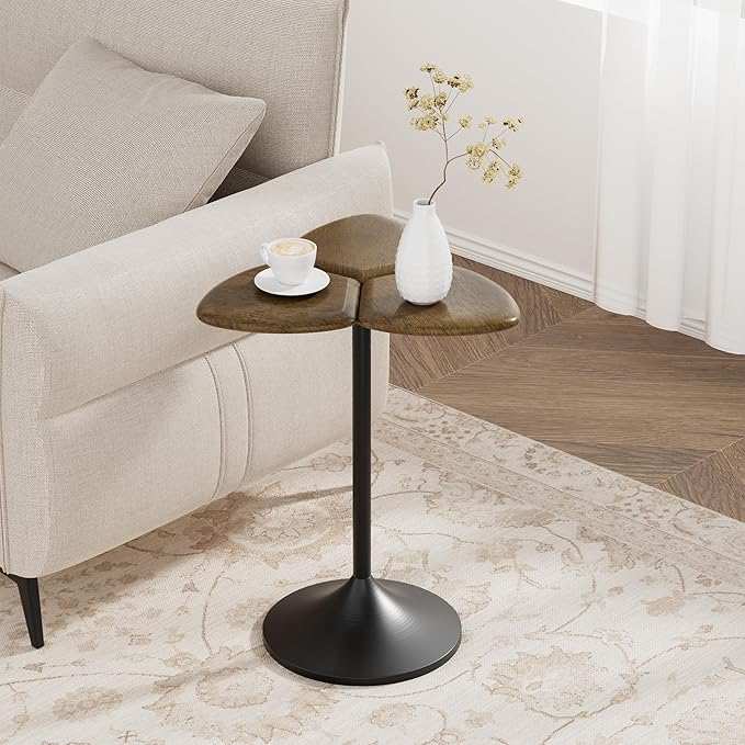 Aoligrace Clover Side Table, Solid Wood End Table, Unique Accent Side Table for Small Spaces, Wooden Small Coffee Table for Couch, Living Room, Bedroom Dec(Walnut)