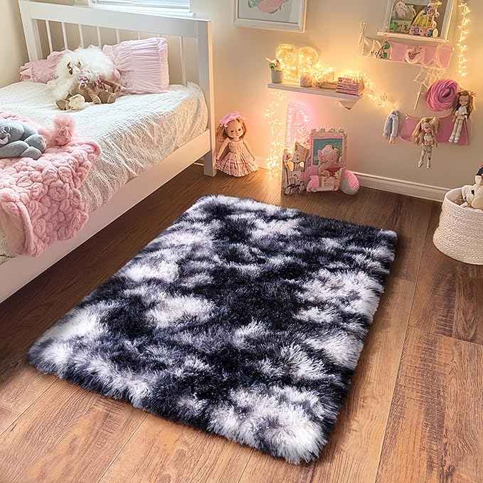 Small Rugs for Bedroom, Fluffy 2x3 Rug Throw Non Slip for Bedside Dorm Kids Room, Plush Comfy Shag Carpet for Home Decor Aesthetic, Black and White