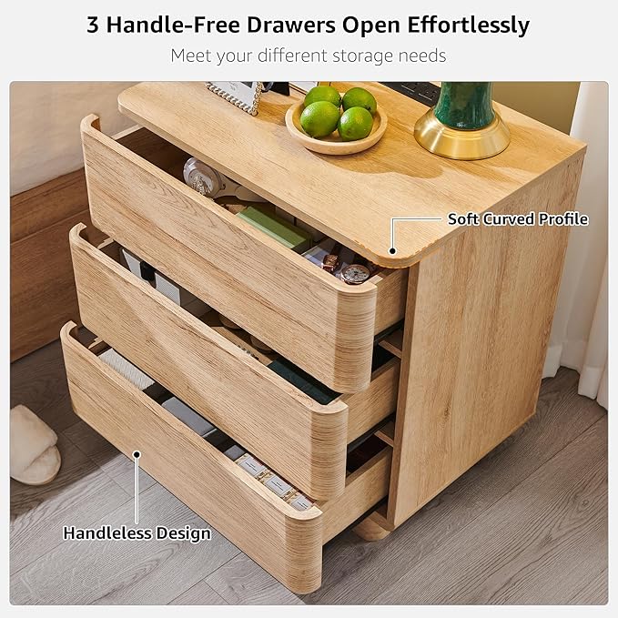 JXQTLINGMU 22" Modern Nightstand Set of 2 with Charging Station, Large Push-to-Open End Table, Wood Bedside Table, Curved Profile, Handleless 3 Drawer Night Stand for Bedroom, Living Room, Natural Oak